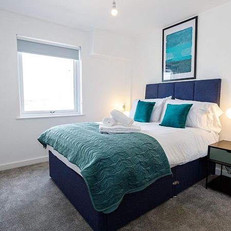 Contemporary 2 Bedroom Duplex In Salford Manchester Ngoại thất bức ảnh