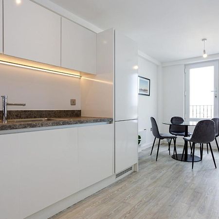 Contemporary 2 Bedroom Duplex In Salford Manchester Ngoại thất bức ảnh